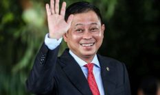 Jonan dan Jalur Lurus: Dari Kereta Rongsok ke Pelayanan Kelas Dunia