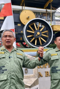 Dikenal Tapi Tak Dipahami: Citra Kepemimpinan Farhan-Erwin di Mata Warga Bandung